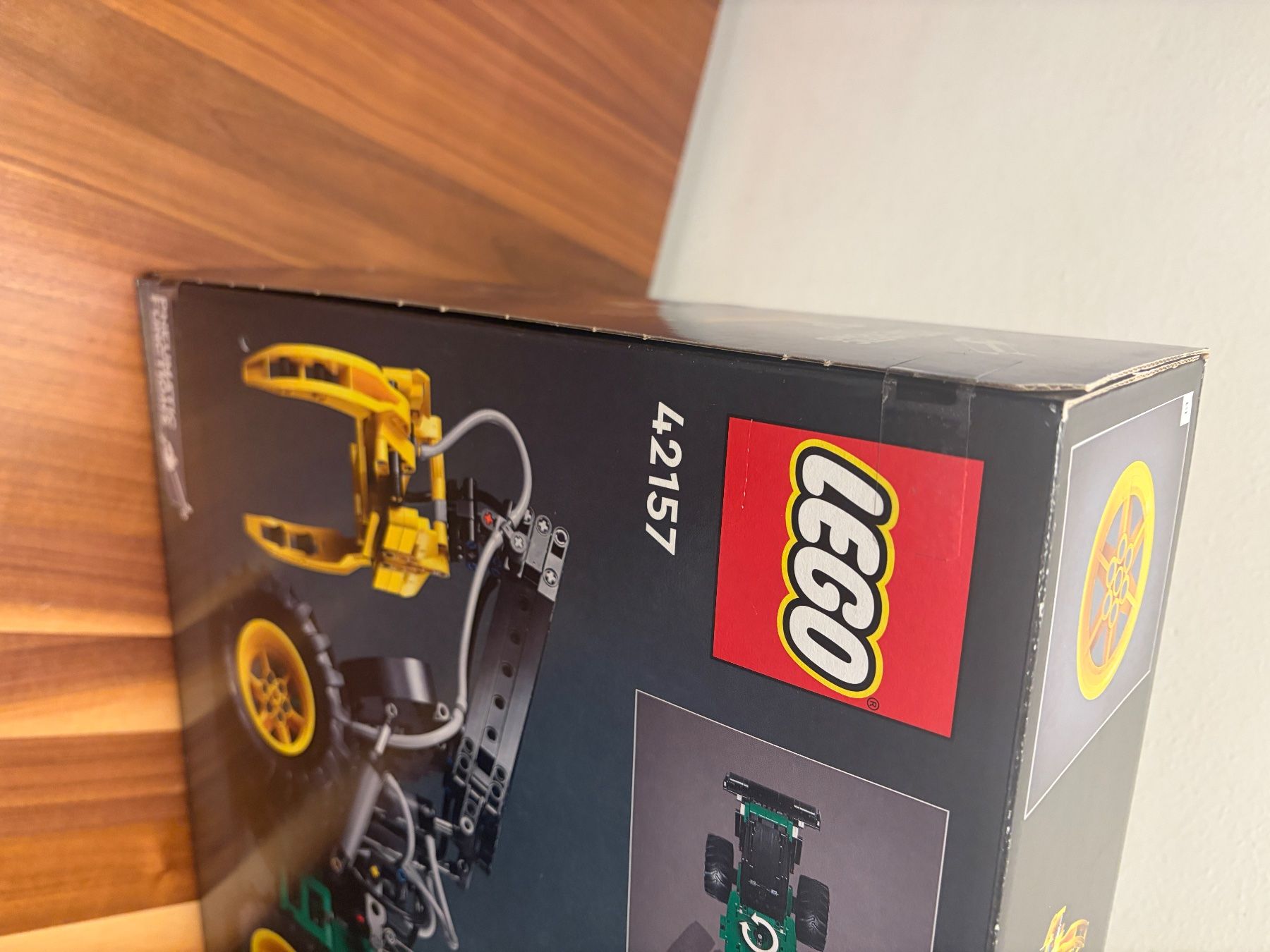 Lego Kit di costruzioni: LEGO Technic 42157 John Deere 948L-II Skidder – Nuovo e nell'imballaggio originale da Schaffhausen venduto da ThomThom1123 2