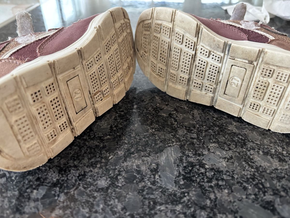Friboo Scarpe per ragazze: Turnschuhe, Gr. 27 – Usato da Münchenbuchsee venduto da pulvfr 3