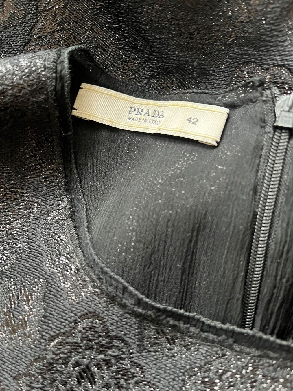 Prada Vestiti: Elegantes Prada Kleid Gr. ITAL 42 schwarz – Usato da St. Gallen venduto da Miss_Jane_Marple 2