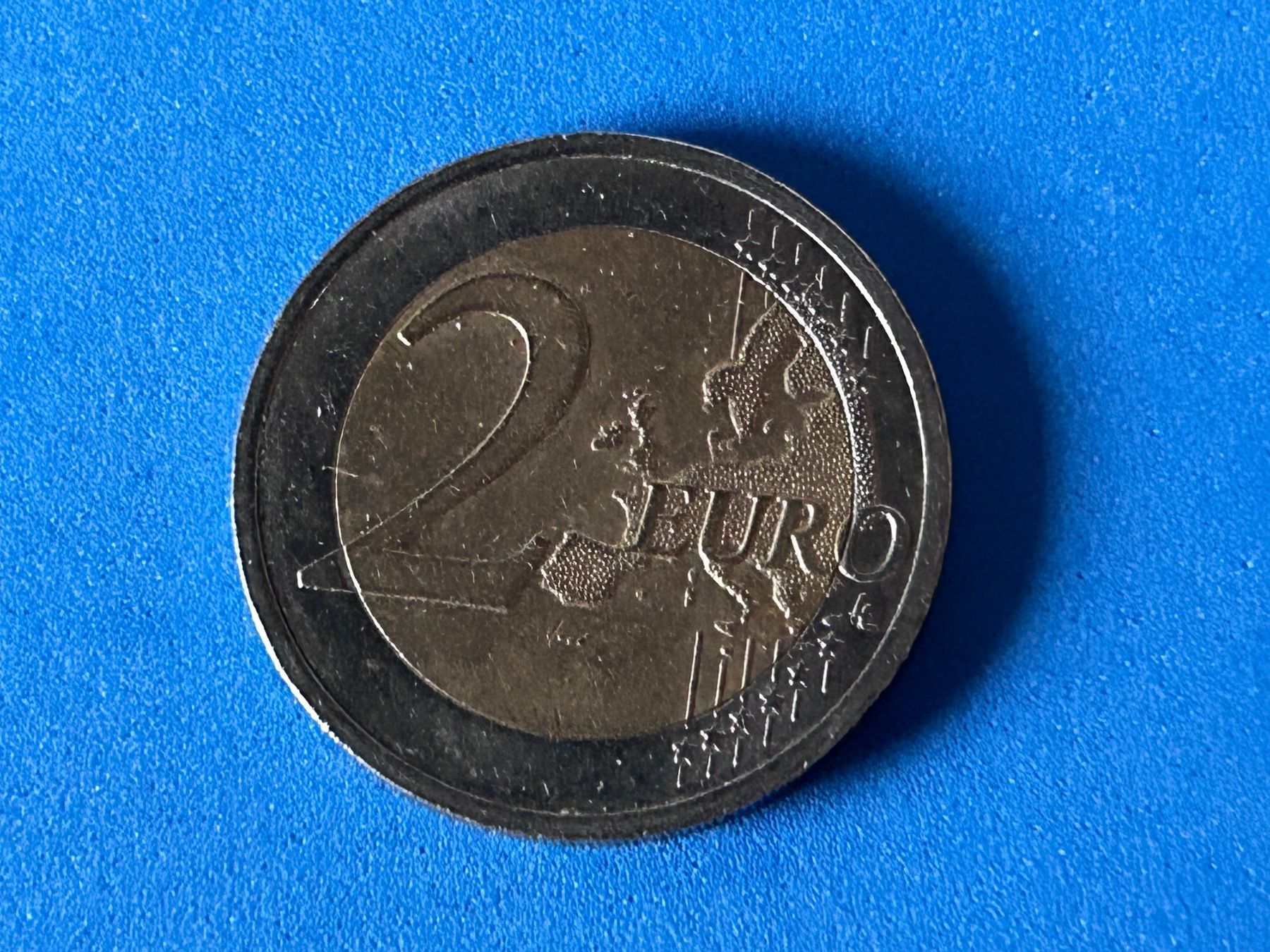 Tutti le monete: Slovakia - 2 Euro 2011 Circulated – Usato da Corcelles NE venduto da AJKader 7