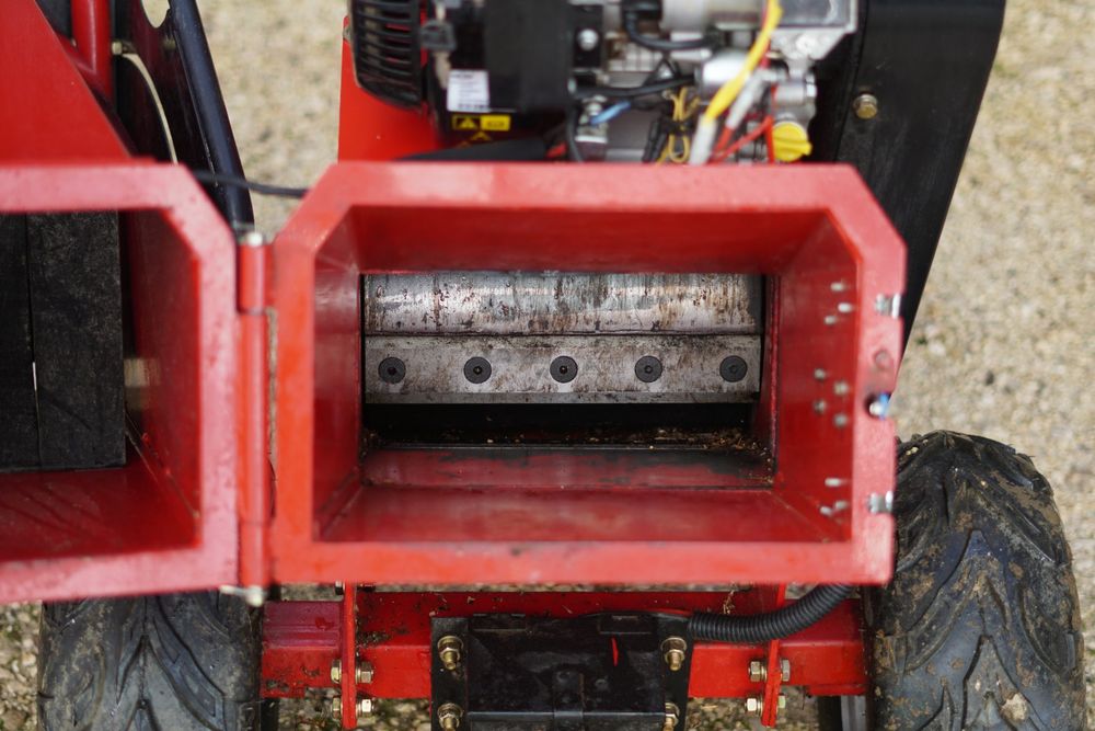 Profihäcksler fahrbar, bis 9cm dicke Äste Kaufen auf Ricardo