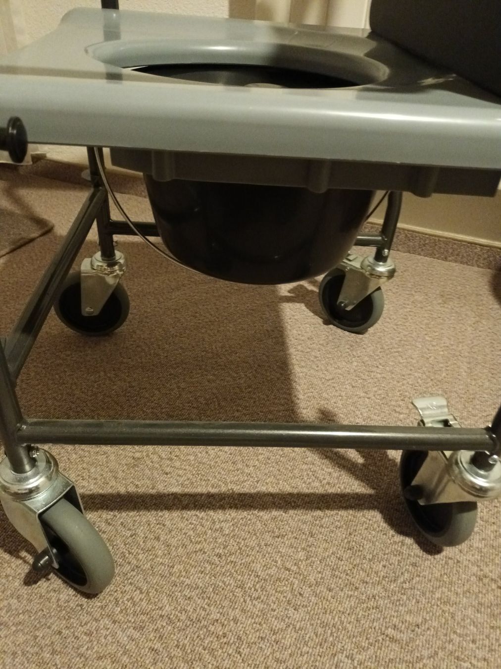 Sedie a rotelle: Toiletten Stuhl – Usato da Fislisbach venduto da Kett 2