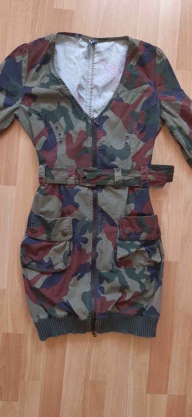 Vestiti: Jean-Paul Gaultier robe – Usato da Treycovagnes venduto da Diabolik70orange 2