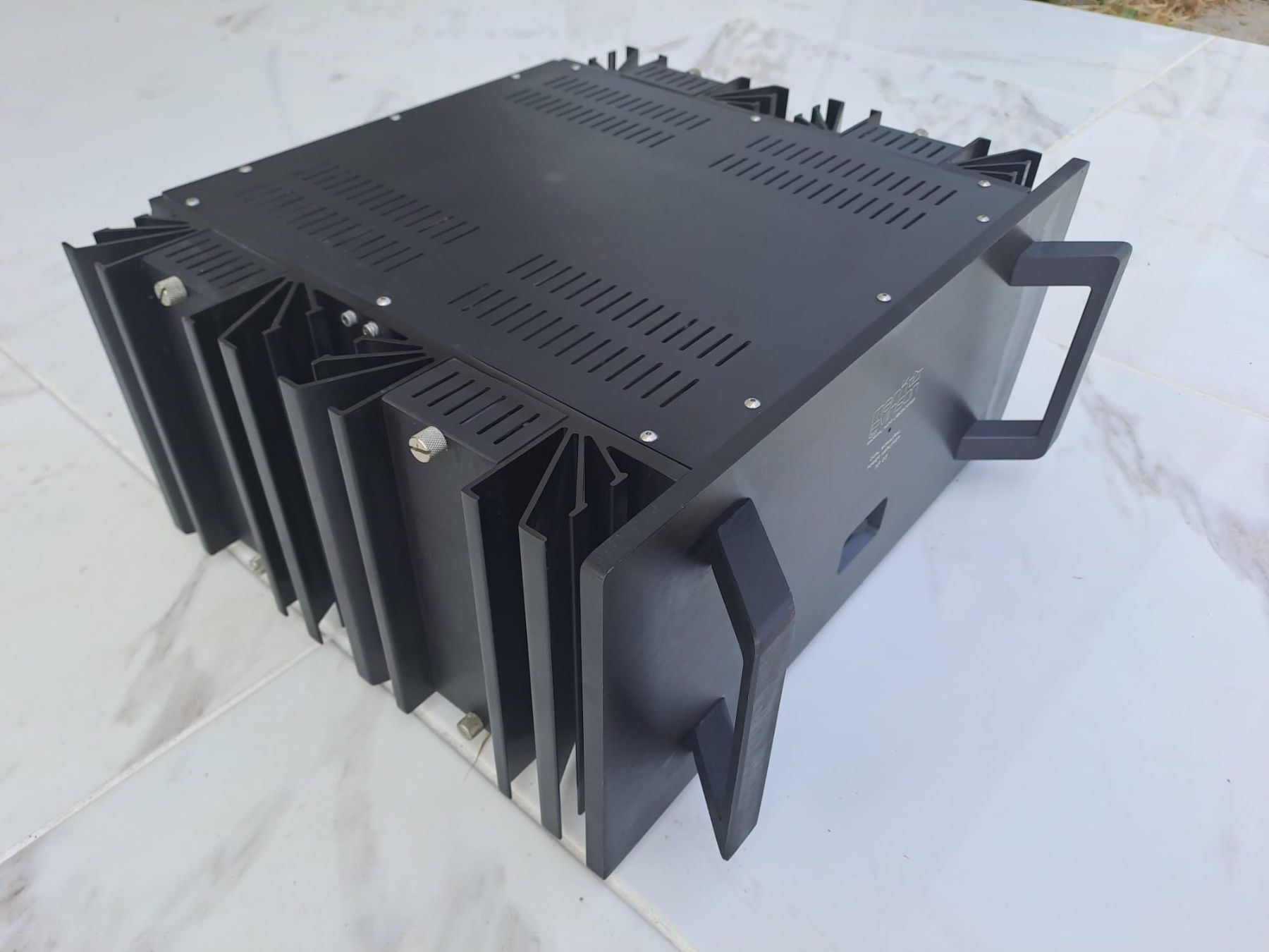 Mark Levinson Amplificatori: Mark Levinson No 23 – Usato da La Neuveville venduto da austinpowers70 5