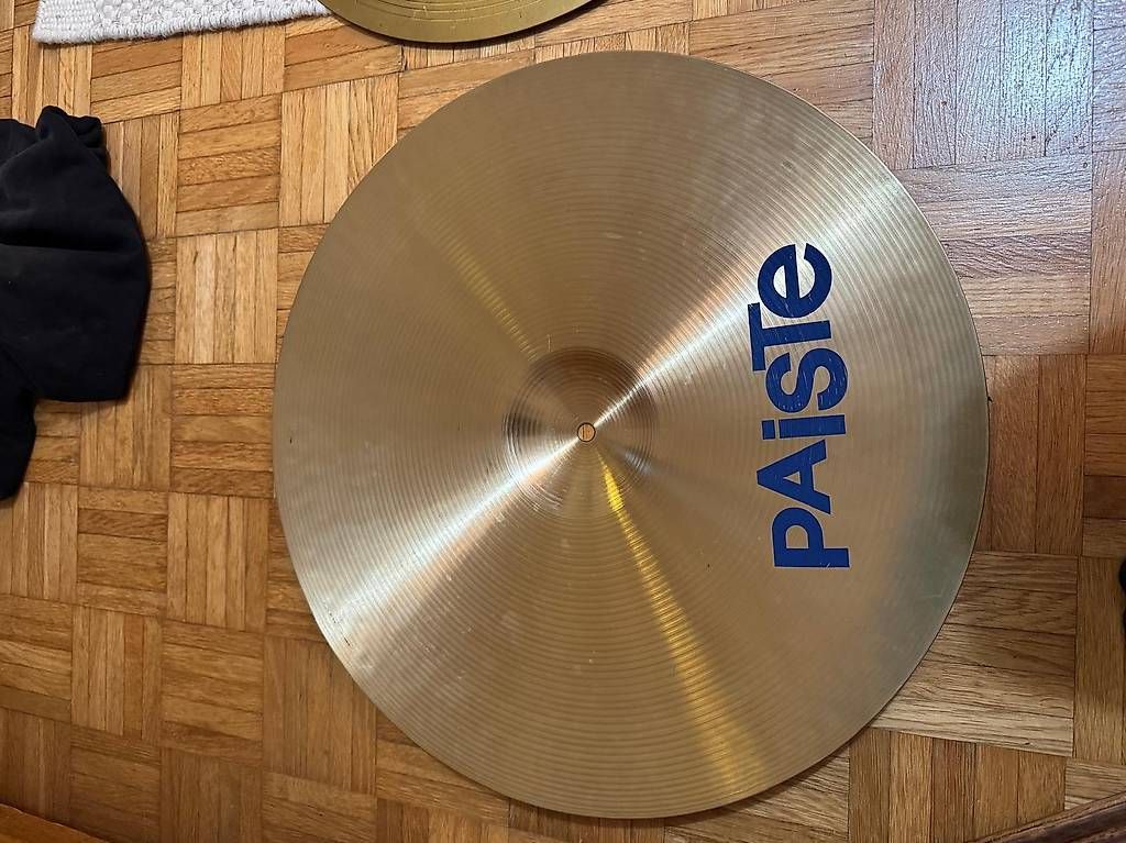 Musikinstrumente: Paiste Formula 602 Medium Ride 20" – Gebraucht aus Zürich von jan_mck9 1
