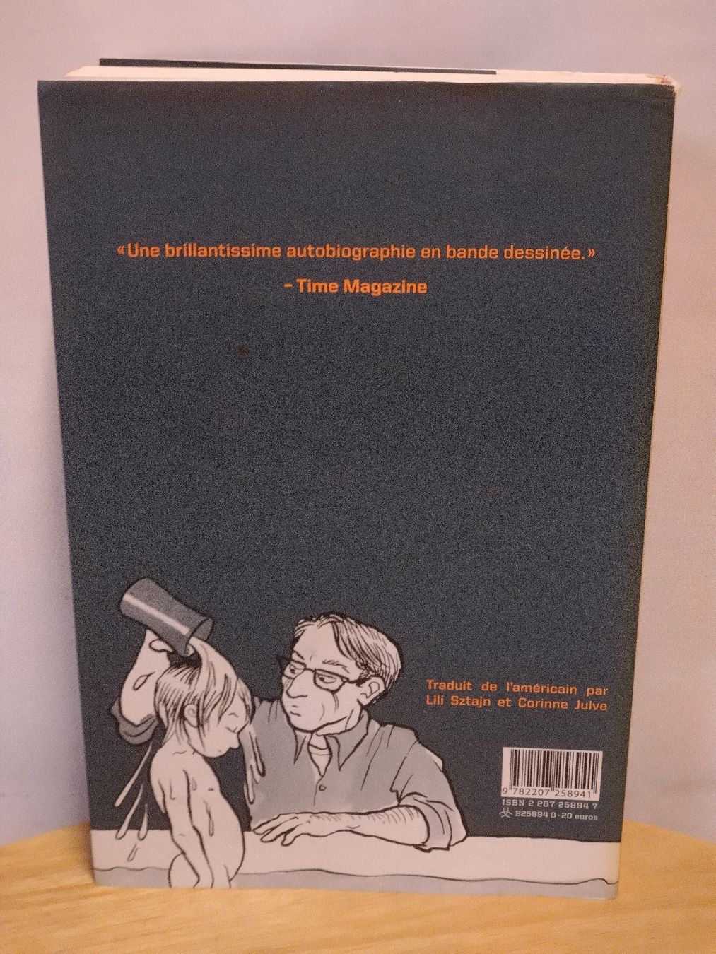 Comics: Fun Home Alison Bechdel Nouvelle graphique  – Gebraucht aus Farvagny-le-Grand von LaCaverne 1