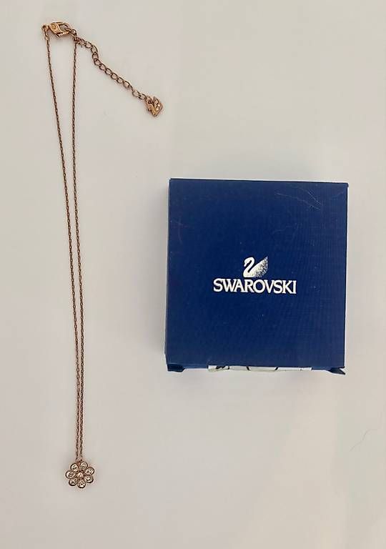 Swarovski Pendentifs: Swarovski pendentif fleur – D'occasion à Thônex par NatalyaS 2