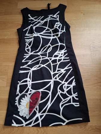 Desigual Kleid, Gr. 36, Sommerkleid, Schwarz/Weiss Top!
