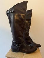 Dunnkelbraune Lederstiefel