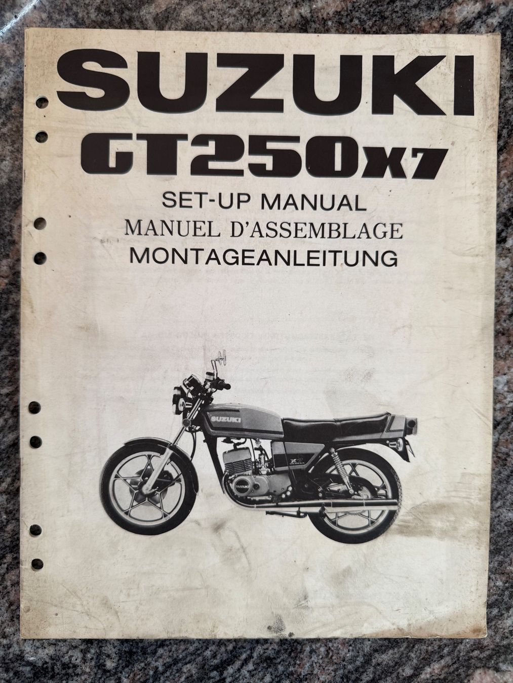 Suzuki Strasse: Suzuki GT 250 X7 – Gebraucht aus Morrens VD von kawah2