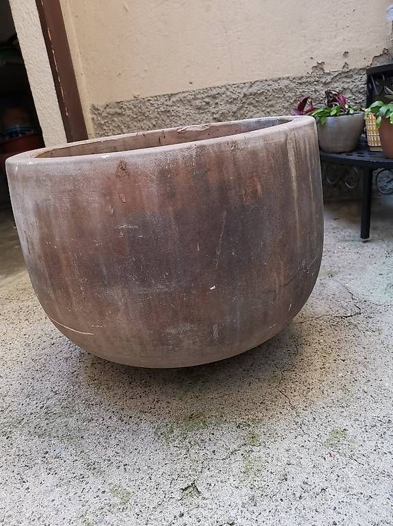 Vasi per fiori: Vaso terracotta 30x36 cm – Usato da Mendrisio venduto da Spesetta 2