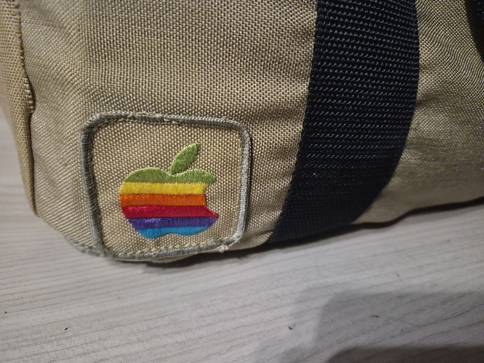 Taschen: Borsa Apple Vintage Beige Custodia per Computer – Gebraucht aus Riva San Vitale von Stekri 1