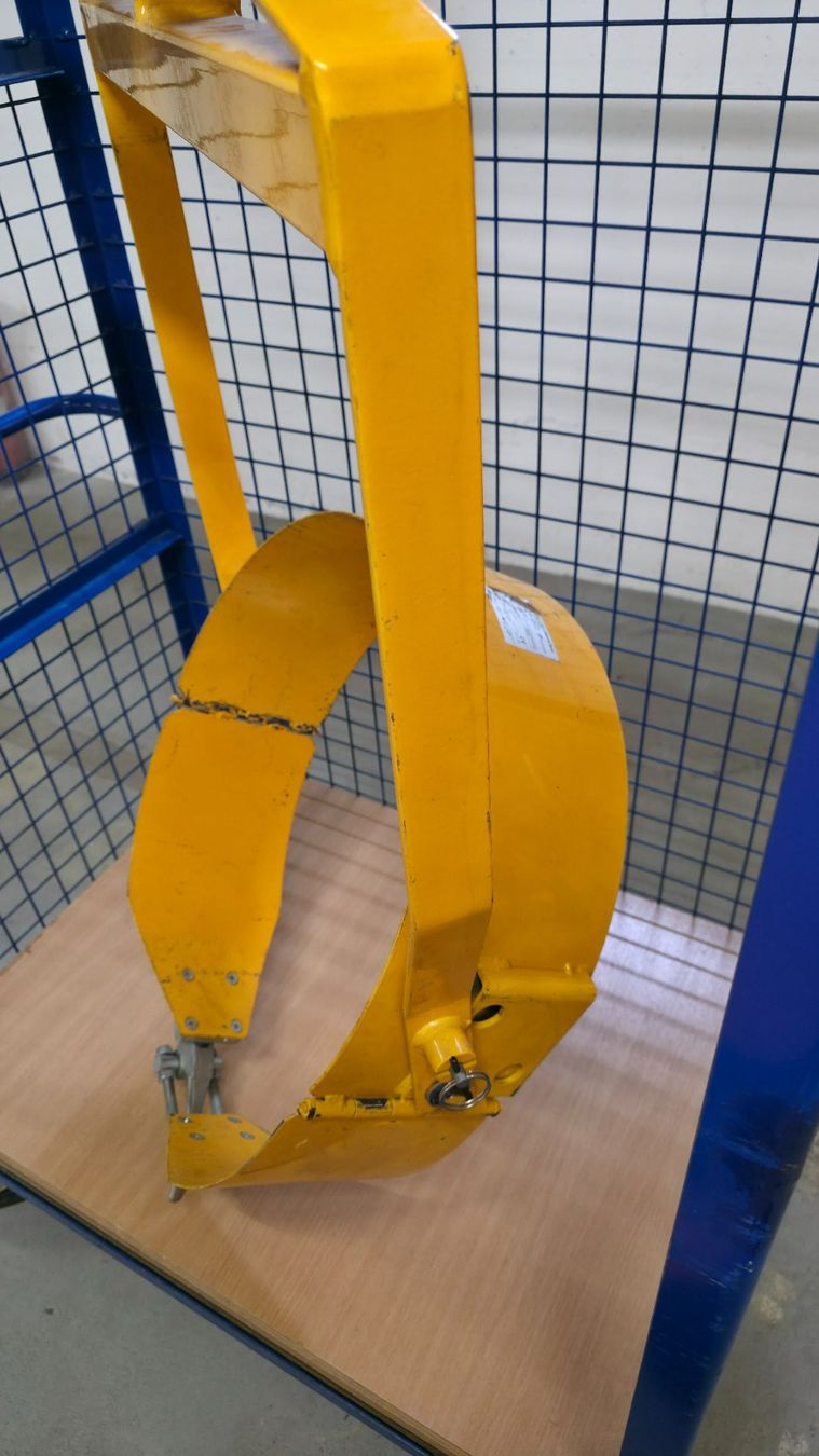 Tutti gli attrezzi: Metallfass-Heber , Top Zustand – Usato da Utzenstorf venduto da Matec-GmbH 2