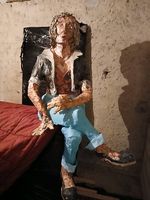 Lebensgrosse Frauenfigur Papier maché