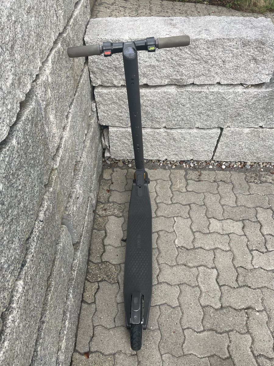 Xiaomi Kickboard: E-Scooter Xiaomi Ninebot E45D – Gebraucht aus Lupsingen von McFly12 1