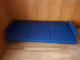 Bettsofa blau sehr gut erhalten