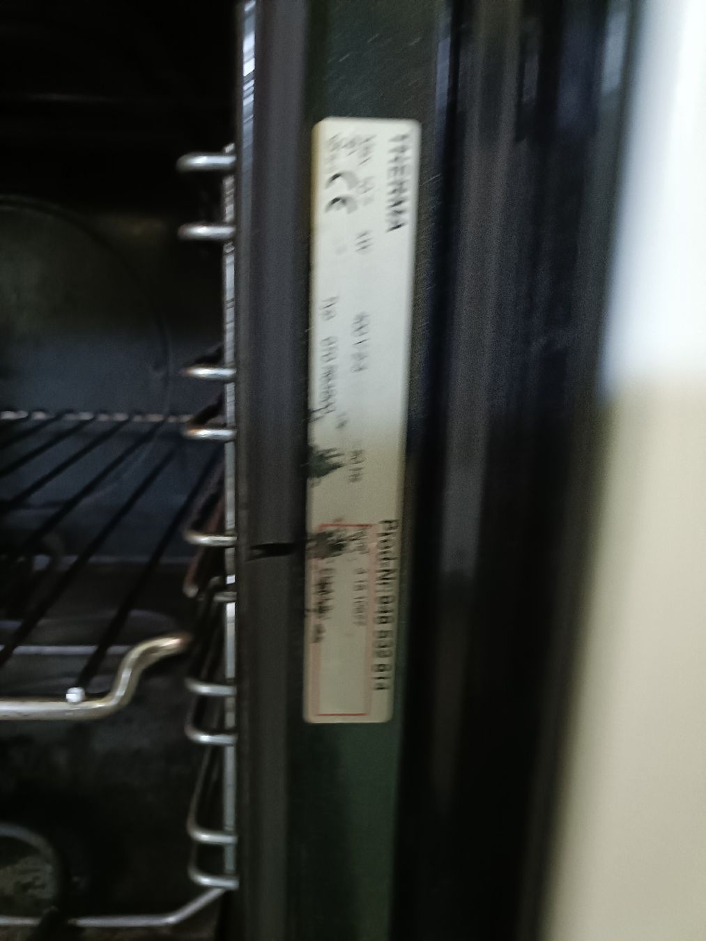 Cucine: Herd, Backofen mit Glaskeramik vom Therma – Usato da Buchrain venduto da Siro82 3