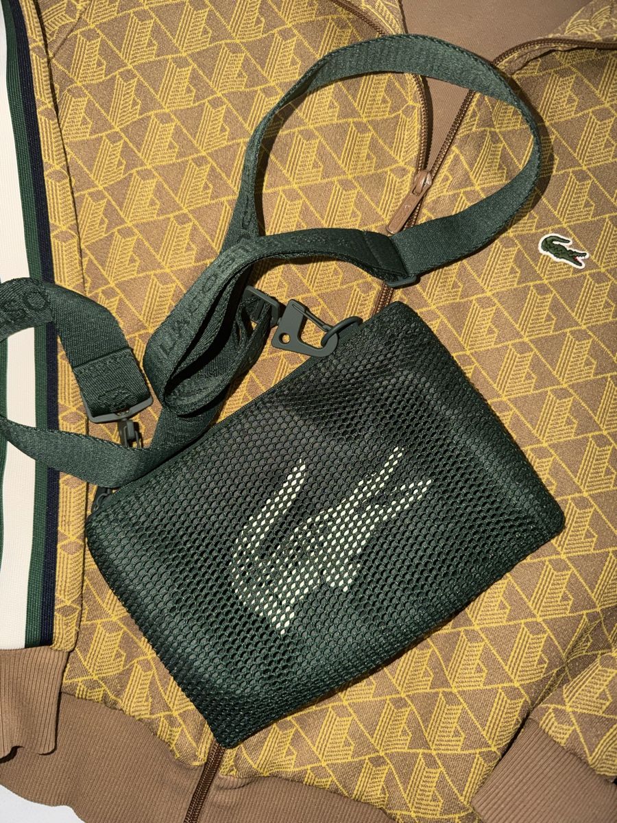 Lacoste Vestes: Lacoste Sweatjacke und Tasche – D'occasion à Ittigen par Elvis177 4