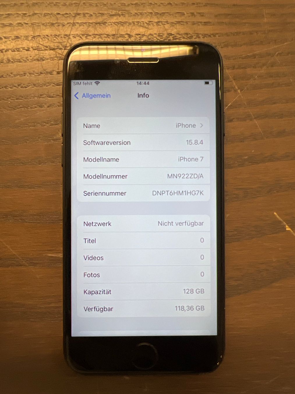 Apple Handys / Smartphones: iPhone 7, 128 GB Schwarz #10 – Gebraucht aus Dietikon von speedkauf 2