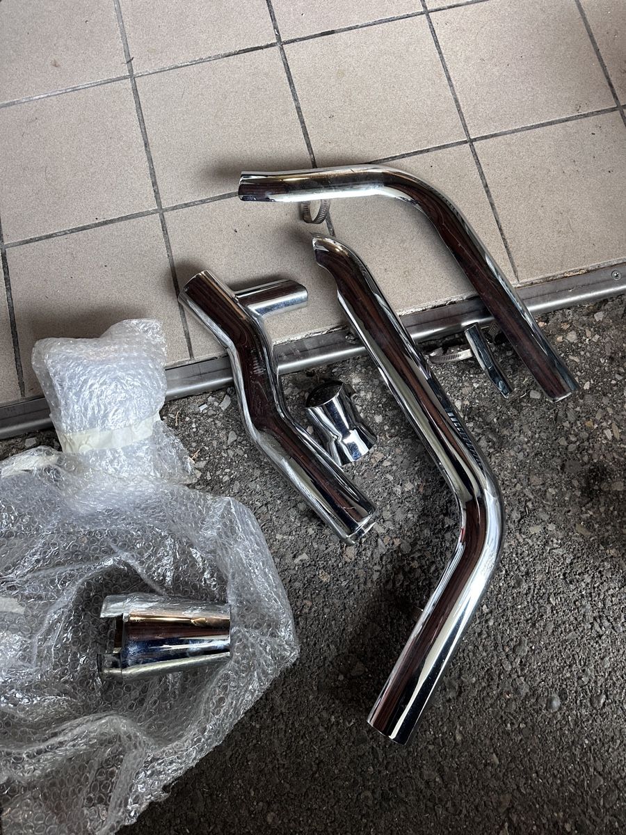 Harley-Davidson Tutti i ricambio per moto: Copri tubi harley-davidson – Usato da Brè sopra Lugano venduto da sch_ni12 2