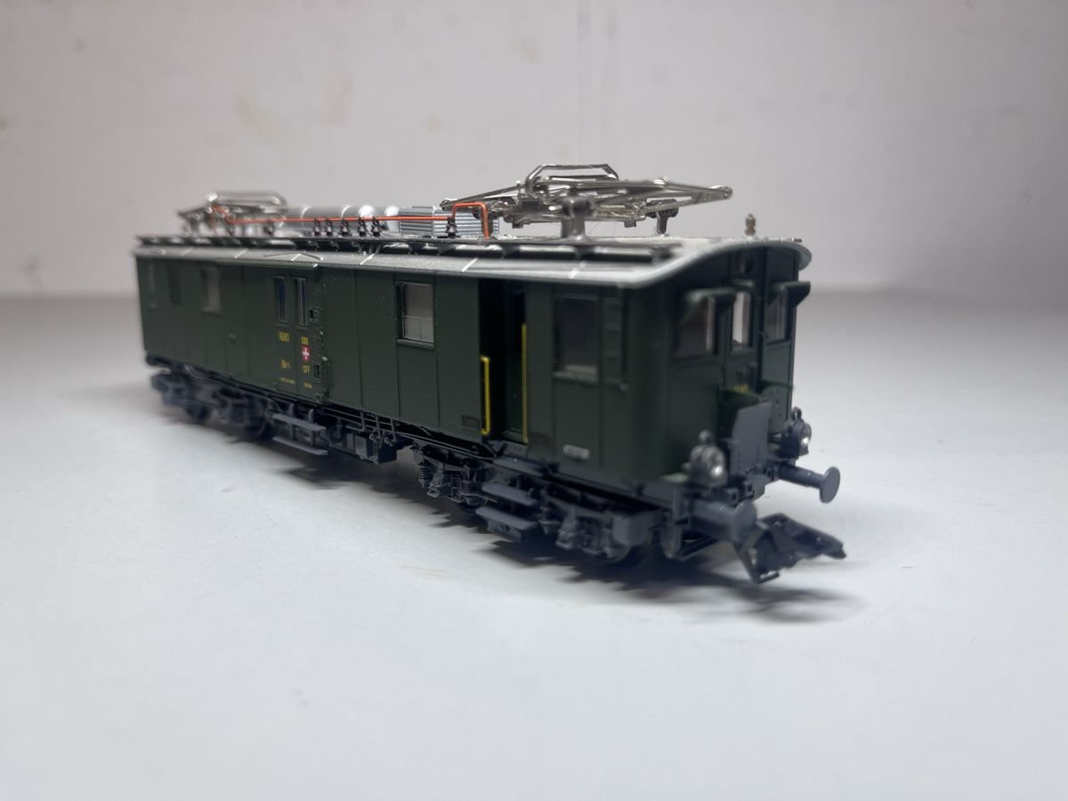 Roco Modelleisenbahnen: Roco De 4/4 analog, DC der SBB – Gebraucht aus Adlikon von Tonda01 3