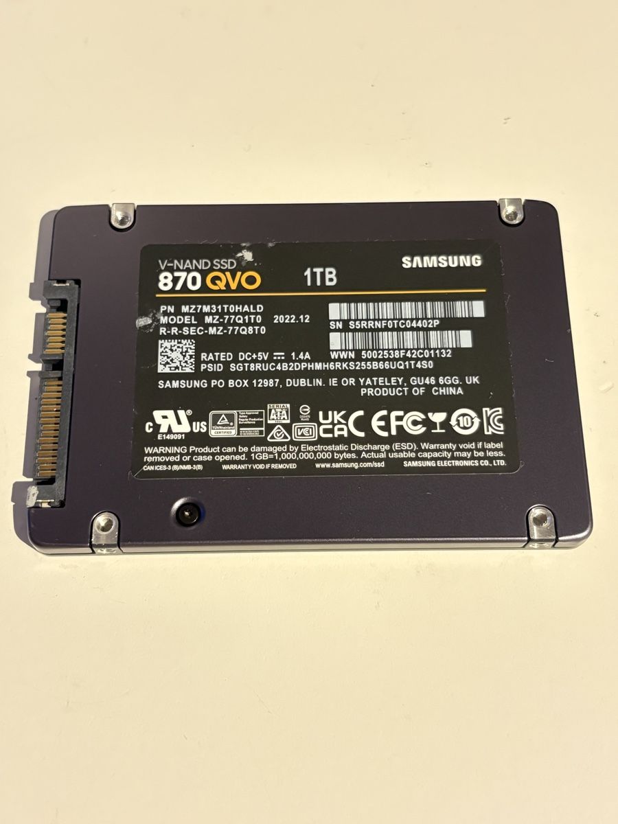 Samsung Dischi rigidi: 1TB SSD Samsung 870QVO AB 1.- – Usato da Allschwil venduto da leo_lft5