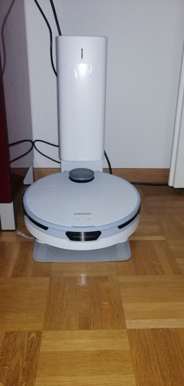Samsung Aspirapolveri & Accessori: Samsung Saugroboter mit Absaugstation Jet Bot+ VR30T85 – Nuovo (secondo la descrizione) da Kriens venduto da Caroline_Schweiz 3