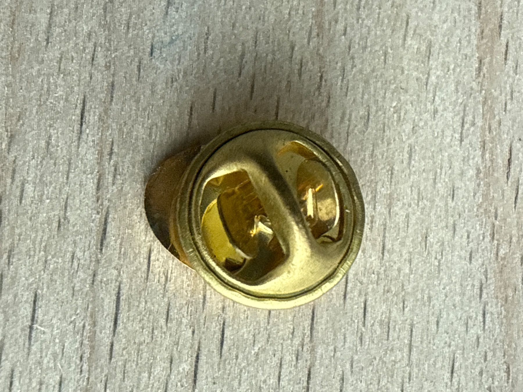 Placchette & Badge: Pin VP Bank – Usato da Glattbrugg venduto da Schweigmatt 1