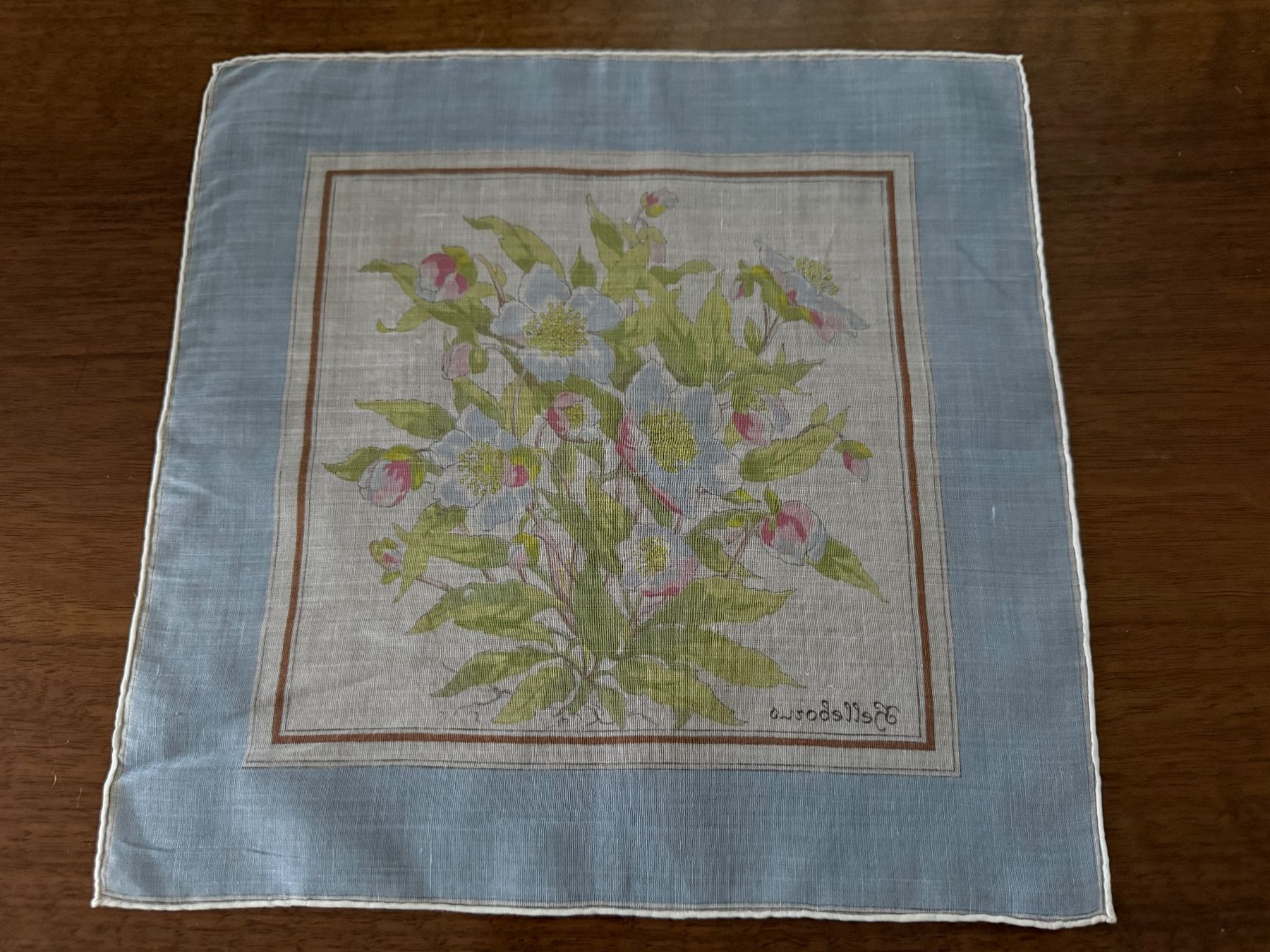 Altro in  Abbigliamento & Accessori: Taschentuch mit Blumenmuster hellblau 29x29cm – Usato da Erstfeld venduto da Mario_boe0 1