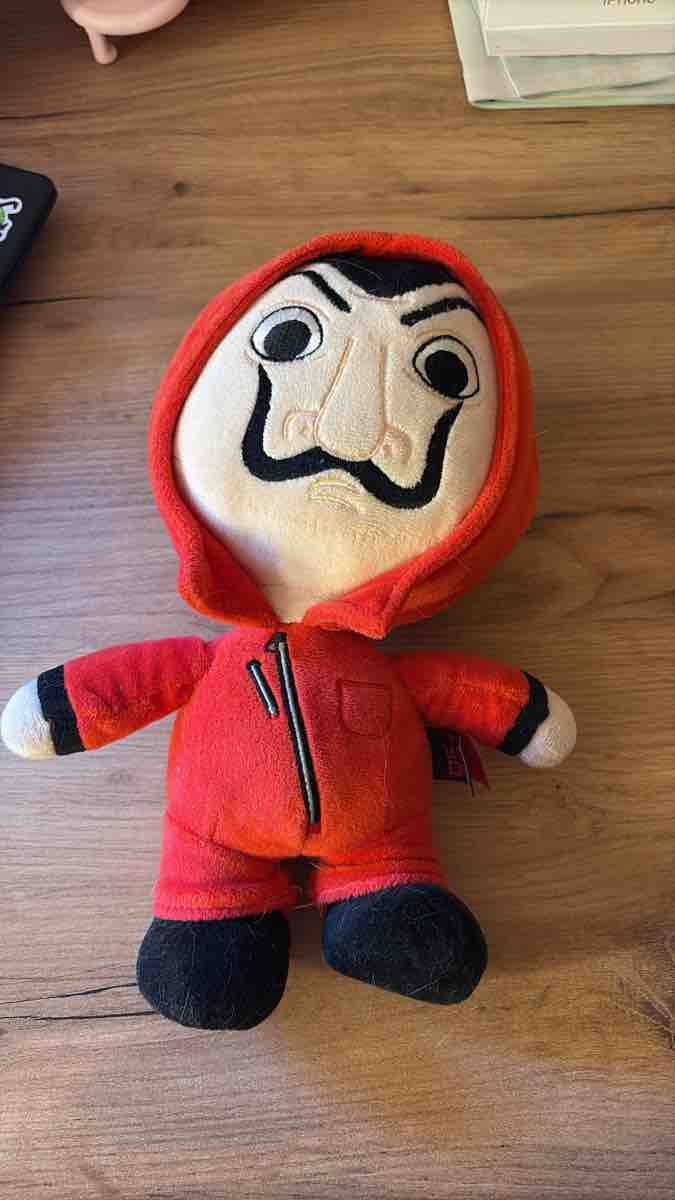 Giocattoli: Peluche casa de papel – Usato da Le Locle venduto da Charlotte_122