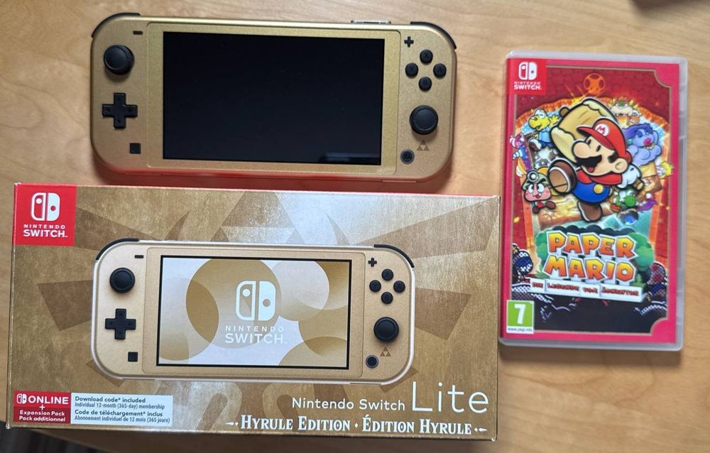 Nintendo Switch Lite Hyrule Edition + Paper Mario (Gebraucht) in Arnegg ...