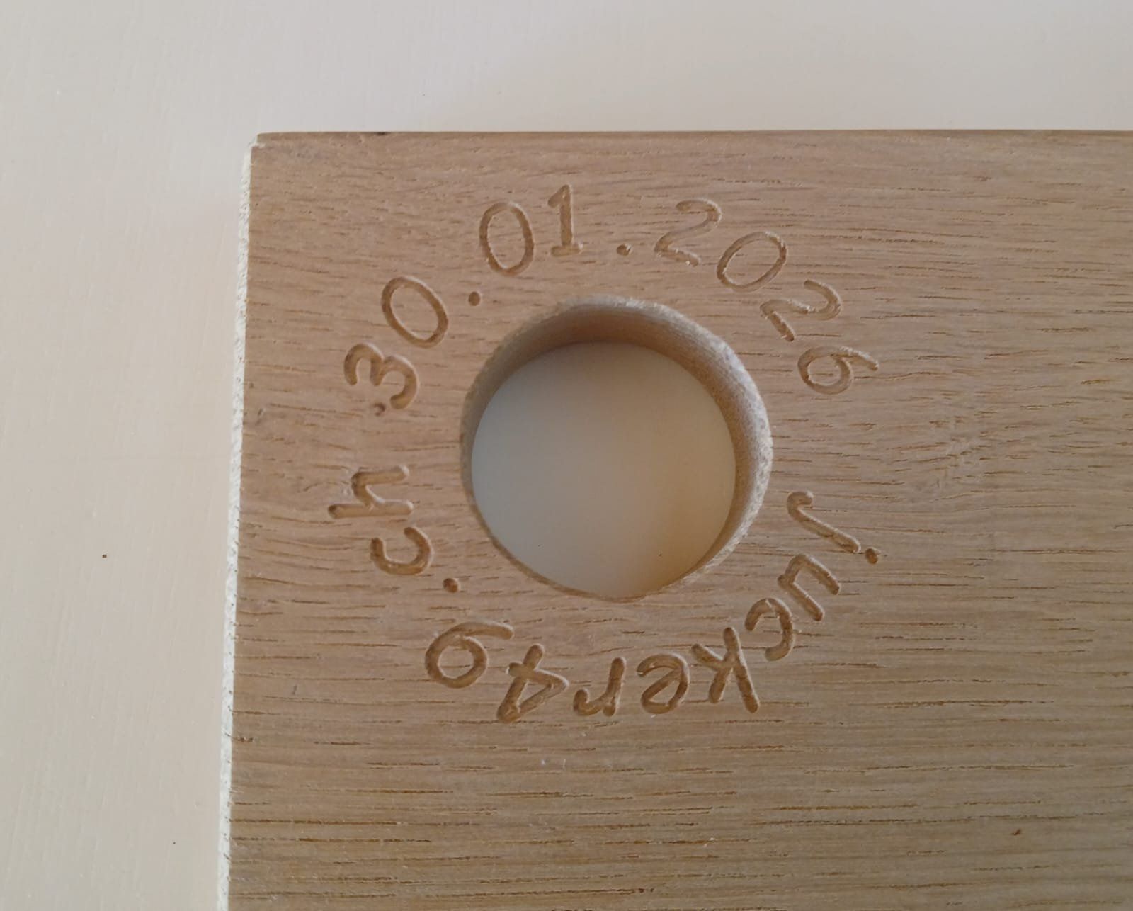 Articoli in legno: Brotschneidebrett Eiche – Nuovo (secondo la descrizione) da Fehraltorf venduto da cj49 1