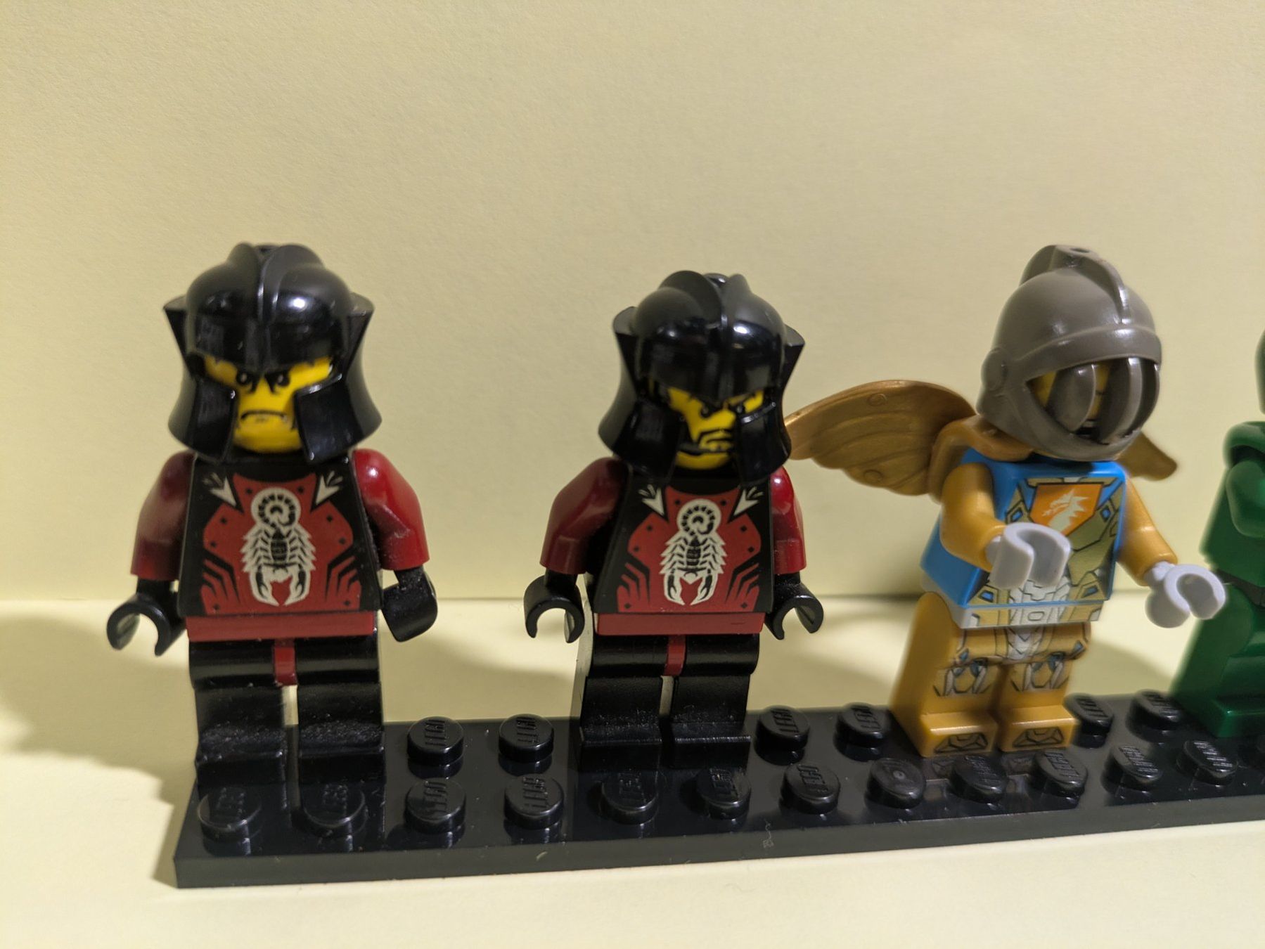 Lego Giocattoli: LEGO Castle Figuren Set – Usato da Bubikon venduto da el-ectronico 1