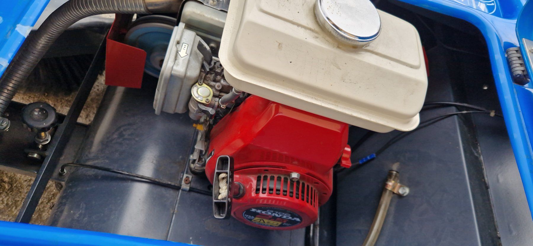 Honda Tutte le macchine: Balayeuse Sondi avec moteur Honda – Usato da St. Ursen venduto da cpi23 5