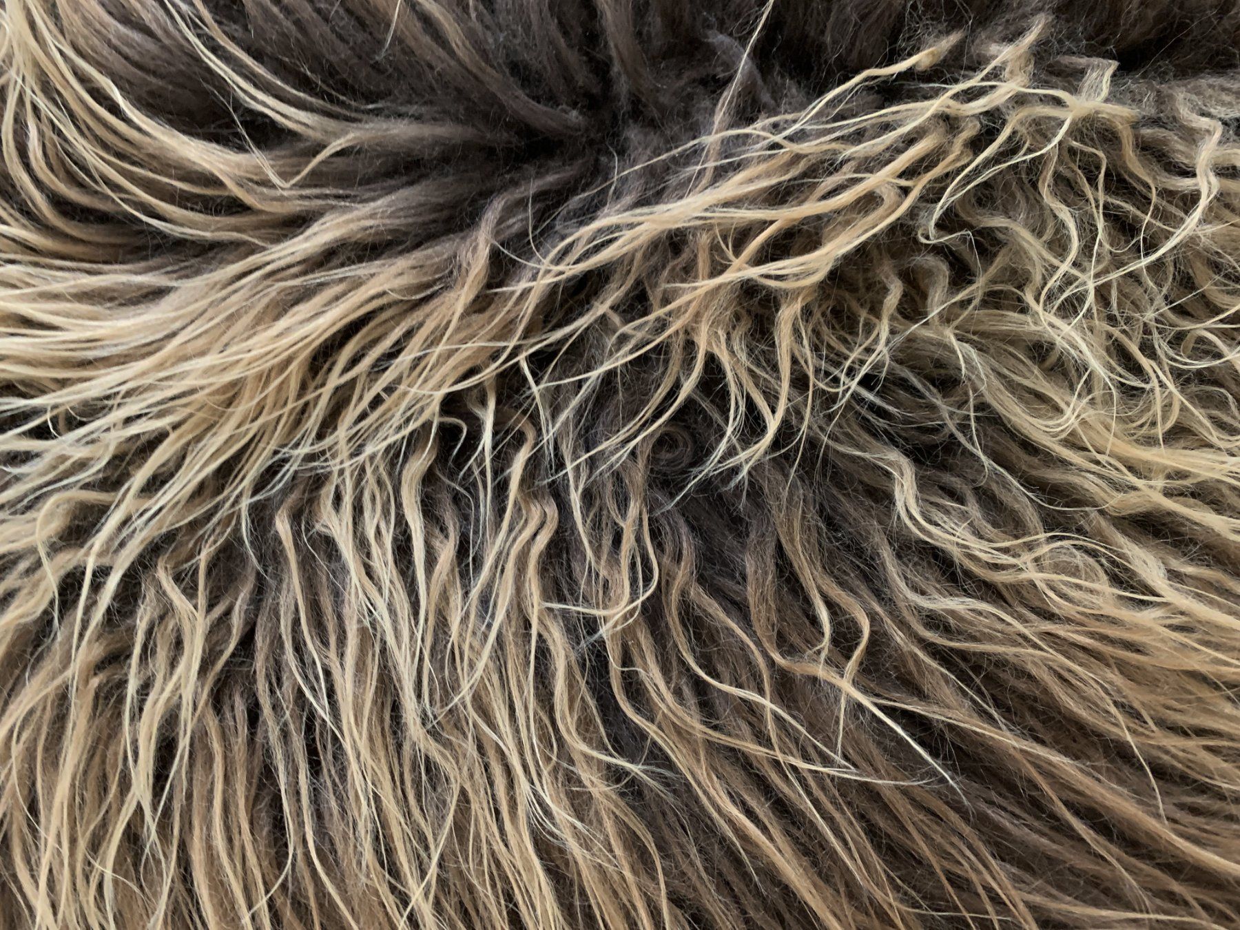 Tappeti: Island lammfell Teppich – Nuovo e nell'imballaggio originale da Arbedo venduto da patagonialeatherrugs 2