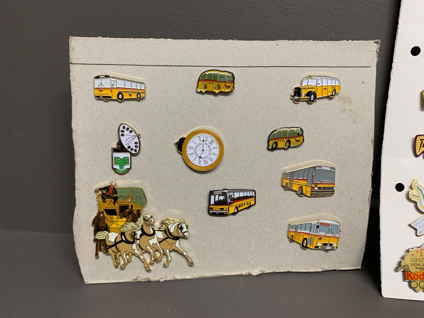 Plaketten & Abzeichen: Lot von Div Pins Sammlung – Gebraucht aus Zürich von boa_5yps 4