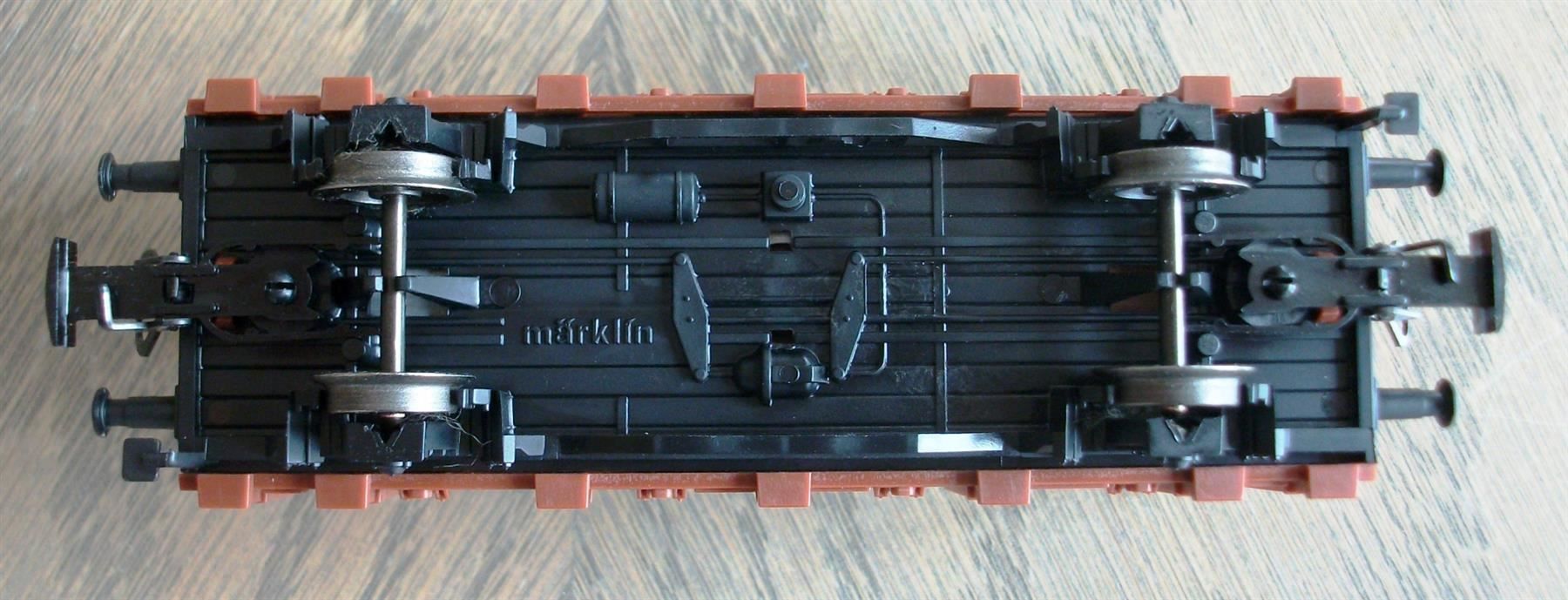 Märklin Modellini di ferrovie: brauner Rungenwagen der DB; fabrikneu – Nuovo (secondo la descrizione) da St. Moritz venduto da Manu7500 5