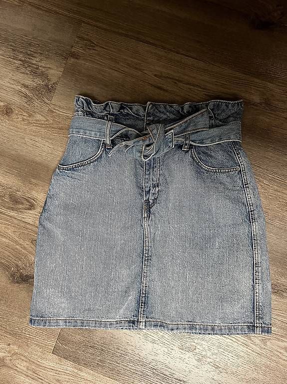 Gonne: Jeansrock Grösse S / 36 – Usato da Erstfeld venduto da imla_