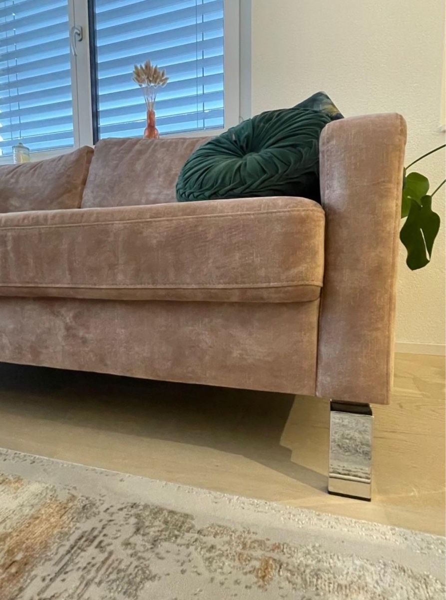 Divani: 2er & 3er Samt-Sofa in neuwertigem Zustand – Nuovo (secondo la descrizione) da Samstagern venduto da kev_dh9s 5