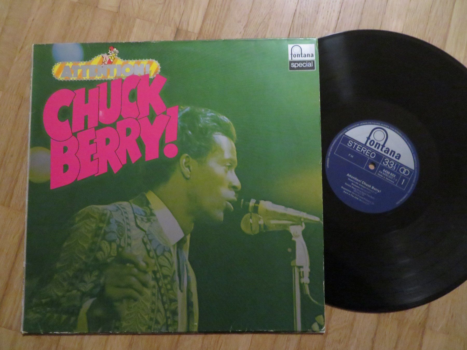 Dischi in vinile: CHUCK BERRY ATTENTION – Nuovo (secondo la descrizione) da Zürich venduto da max_cp5f