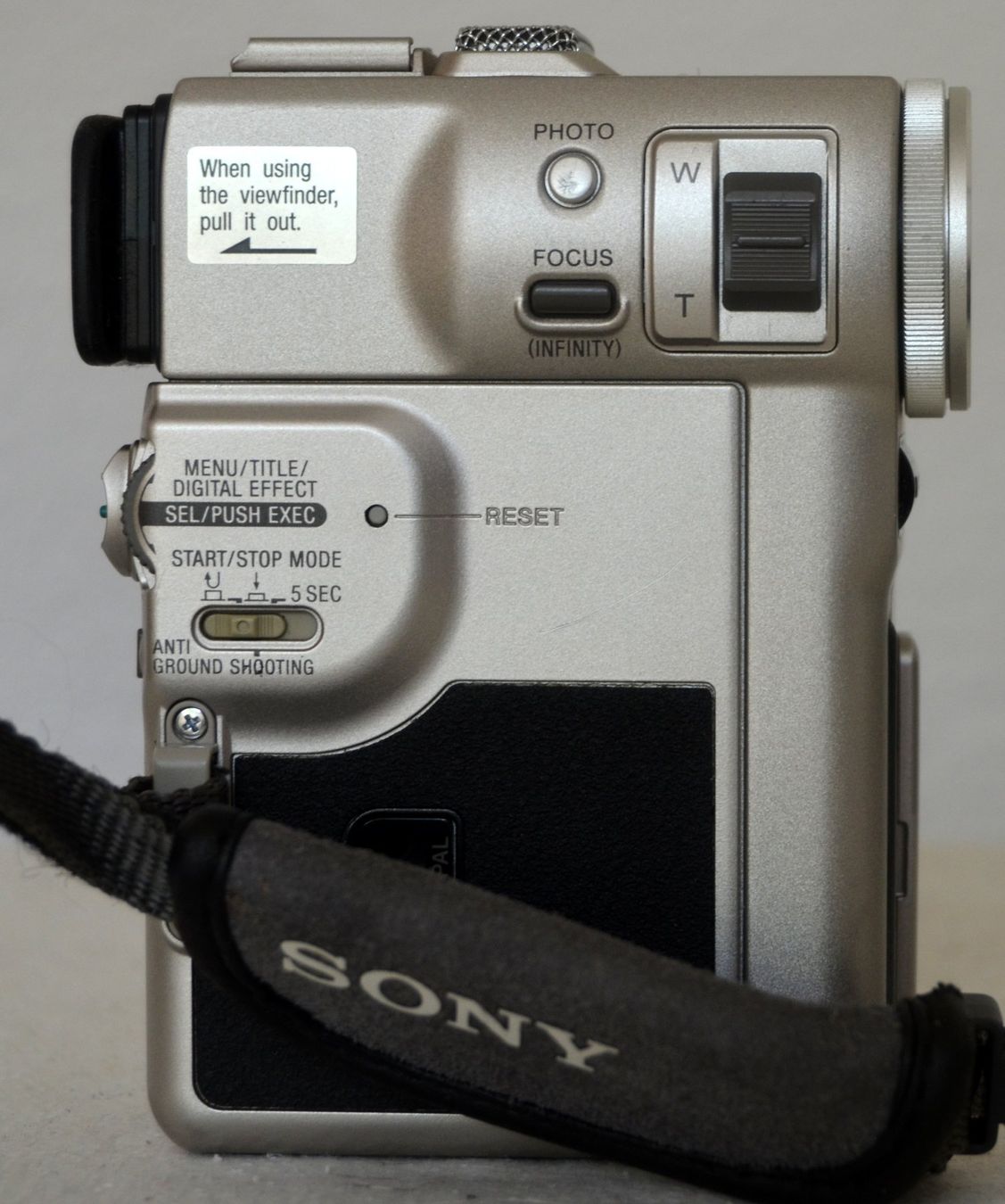 Sony Videocamere: Sony DCR-PC1 Camcorder MiniDV caméscope – Usato da Collonges venduto da arashee 6