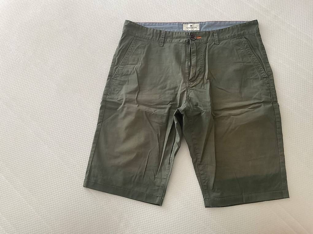 Tom Tailor Pantaloni: Herren Short  Gr. 32  guter Zustand – Usato da Emmenbrücke venduto da ced_f8tz