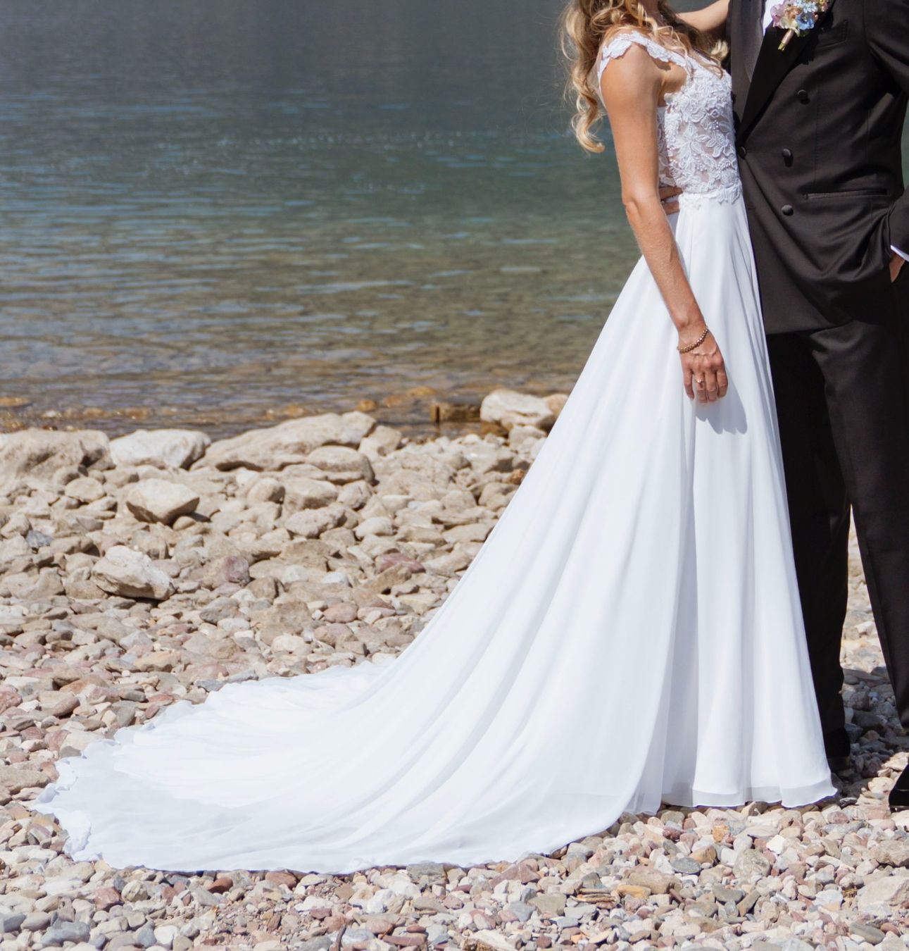 Vestiti: Secondhand Sincerety Bridal "Ale", Grösse 34-36 – Usato da Brunnen venduto da Herzig-Brautmode