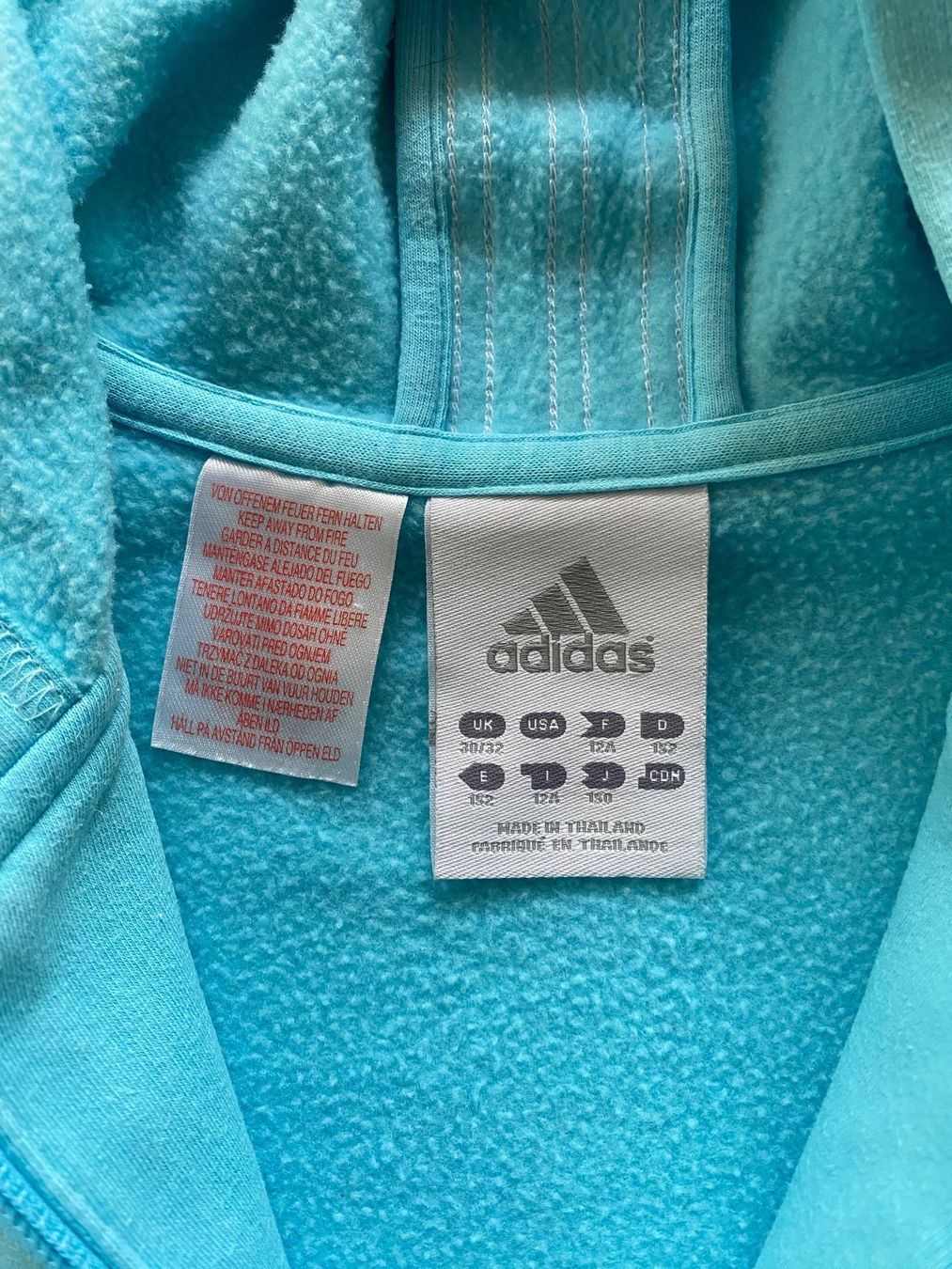 Adidas Giacche & Cappotti: Kinder Sportjacke Adidas Gr. 152 – Usato da Sarmenstorf venduto da SamiraB. 1
