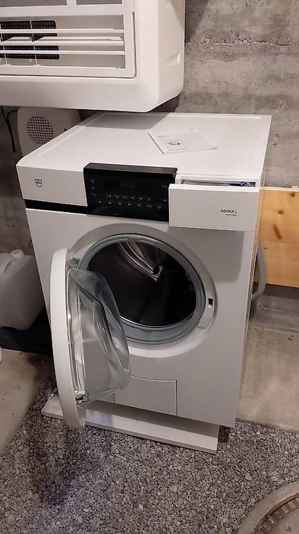 V-Zug Lavatrici: Waschmaschine V-Zug Adora L – Usato da Ernetschwil venduto da razog 1