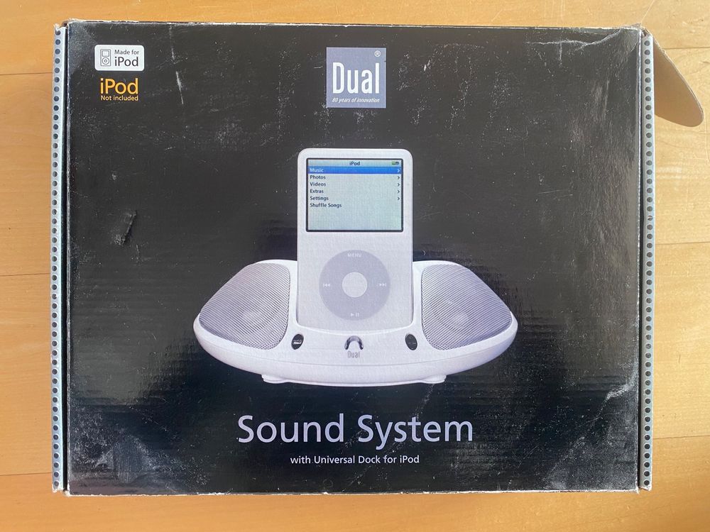 Apple iPod Classic 4th Genreation A1059 White Portable 40GB