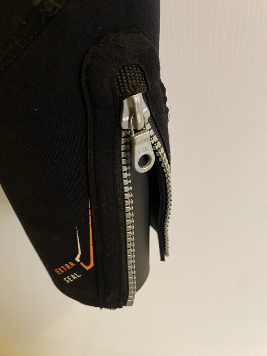 Cressi Mute per immersioni: Neoprenanzug 7mm Gr. S – Nuovo (secondo la descrizione) da Pfäffikon ZH venduto da Deko-Stopp 2