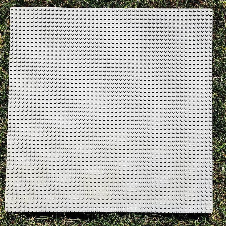 Lego Kit di costruzioni: LEGO 799 Baseplate 50 x 50  Light Gray – Usato da Ermatingen venduto da Irem77 1