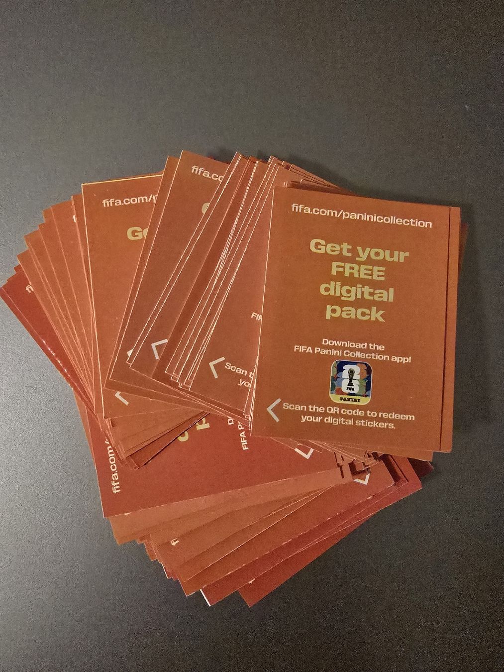 Panini Carte collezionabili: FIFA Panini Digital Pack Codes 75 Stück – Nuovo (secondo la descrizione) da Zürich venduto da TutNixCH