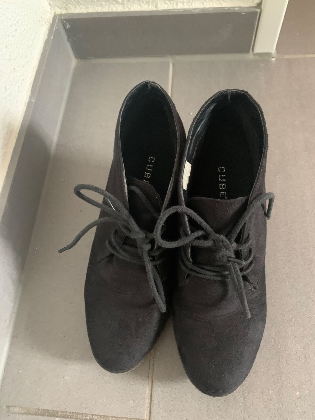 Cube Damenschuhe: Absatzstiefellette – Gebraucht aus Triengen von nes_l8cj 1